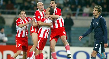 Όταν ο Θρύλος... «αλώνει» (videos)