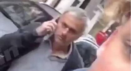 Ο Μουρίνιο έσπρωξε μαθητή στο δρόμο (video)