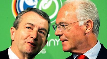 Έρευνα ΚΑΙ για Μπεκενμπάουερ και Βιγιάρ!