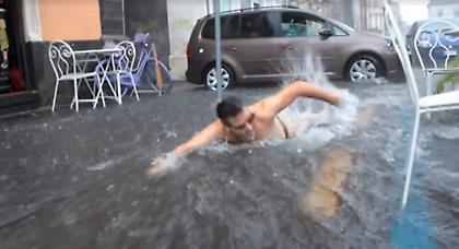 Ο βρεγμένος τη βροχή δεν τη φοβάται (video)