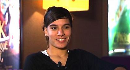 Η Αμέλ θα σε κάνει να κοκκινίσεις… (video)