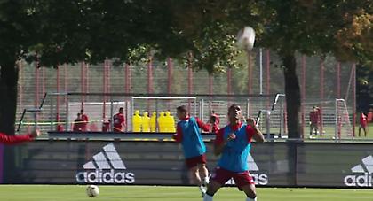 Ώμο-ώμο Τιάγκο και Κόστα (video)