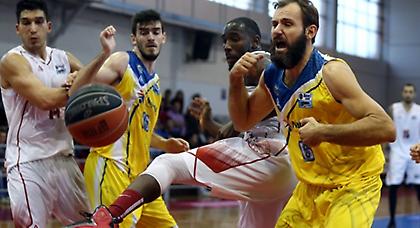 Έγραψε ιστορία με την… τρίτη