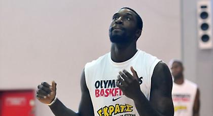 Χάντερ: «Έχουμε δρόμο μπροστά μας»