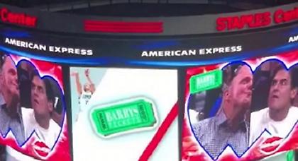 Αντάλλαξαν… φιλάκια οι ιδιοκτήτες Κλίπερς-Μάβερικς (video)