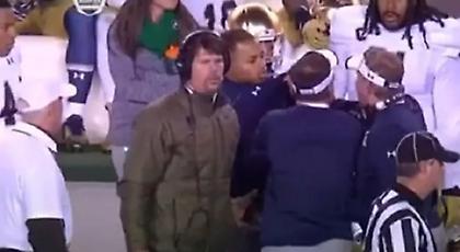 Προπονητής χίμηξε στον βοηθό του στη διάρκεια αγώνα (video)