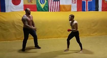 Ο Κόνορ ΜακΓκρέγκορ κόντρα στο «βουνό» του Game of Thrones (video)