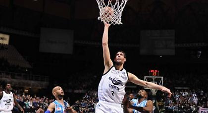 Με «ανατροπή» η Καζέρτα