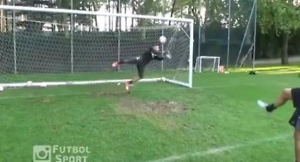 Ο 16χρονος τερματοφύλακας της Μίλαν… πετάει! (video)