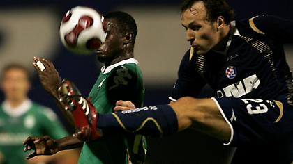 Σίλντενφελντ: «Πάμε Ντιναμό» (στα ελληνικά)