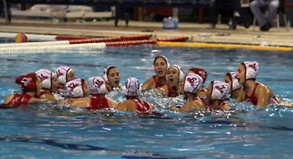 «Σίφουνας» ο Ολυμπιακός, ισοπαλία στον Πειραιά