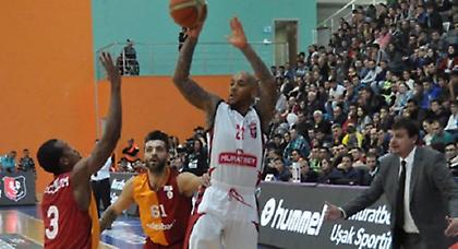 Κατάρρευση και ήττα με κάρφωμα στο τέλος για Γαλατά (video)