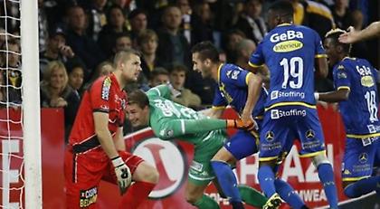 Τερματοφύλακας ισοφαρίζει στο 93'! (video)