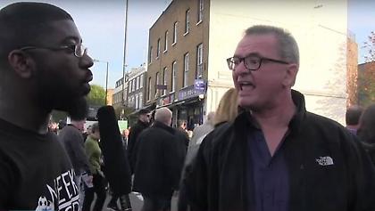 Απολύθηκε δικηγόρος που αποκάλεσε αποβράσματα τους οπαδούς της Λίβερπουλ