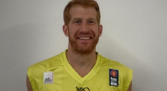 Από κίτρινα σε κίτρινα ο Νέιμικ