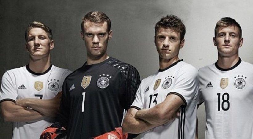 Αρχίζουν να… ντύνονται για το Euro 2016 (pics)