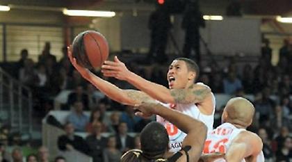 Σλότερ: «Πολύ σημαντική η νίκη επί του Άρη»