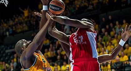 Την έκανε… κουρέλι!