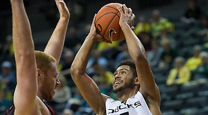 Τρομερό ποδαρικό Ντόρσεϊ, Μήτογλου και Όγκαστ στο NCAA