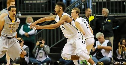 Τα όργια του Τάιλερ Ντόρσεϊ στο ντεμπούτο του στο NCAA (video)