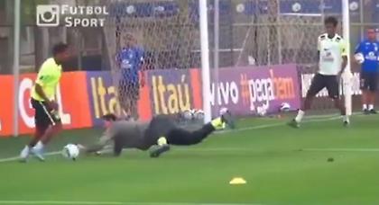 Ο Ντάγκλας Κόστα... σε ξεφτιλίζει (video)