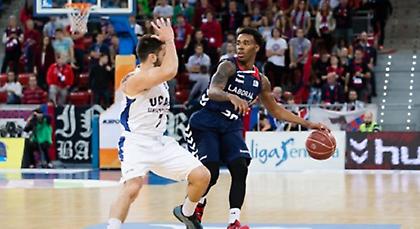 Άνετη νίκη Μπουρούση επί Κατσικάρη, όρθια στο Μπιλμπάο η Βαλένθια