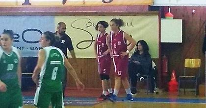 Μάνα και κόρη στο παρκέ στην Α1 Γυναικών