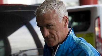 Η ανθοδέσμη των Άγγλων δημοσιογράφων στον Ντεσάν