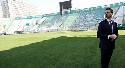 Τρίβει τα χέρια του ο Στραματσόνι!