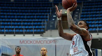 Στην έξοδο και ο Ντι Τζέι Κούπερ από την Κράσνι!