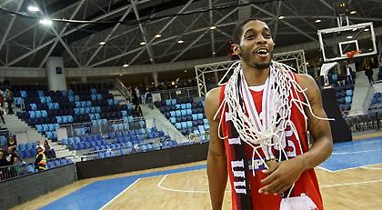 Δεν επιβεβαιώνουν για Κότον, τσεκάρουν Τζόουνς