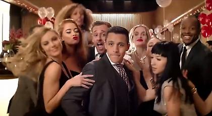 Χορευταράς και γόης ο Αλέξις (video)