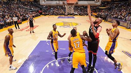 Πλήγμα με Βαλαντσιούνας για Ράπτορς