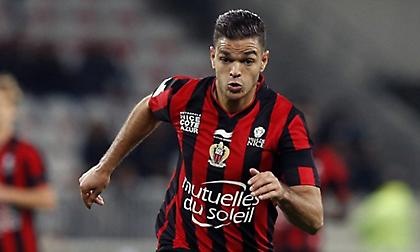 Ο Μπεν Αρφά «ξεπατίκωσε» Ροναλντίνιο (video)