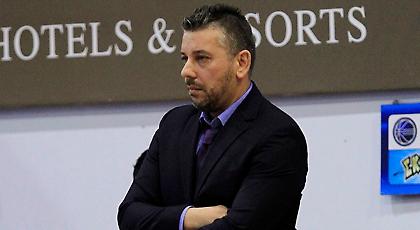 Παπαθεοδώρου: «Πολύ καλύτερη η ΑΕΚ»