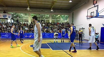 Χέρι-χέρι με Φάρο η Κύμη