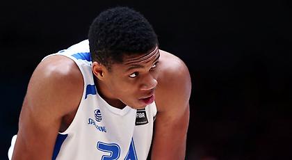 Ο Giannis στο Top 10 των ασίστ (video)