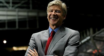 Βενγκέρ σε δημοσιογράφο: «Αν βγούμε μαζί, θα δεις ότι ξοδεύω χρήματα»