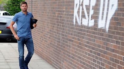 Επιβεβαίωσε την επιστροφή στο Μέλγουντ ο Τζέραρντ