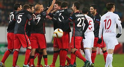 Τα καμάρια του Ερνέστο!