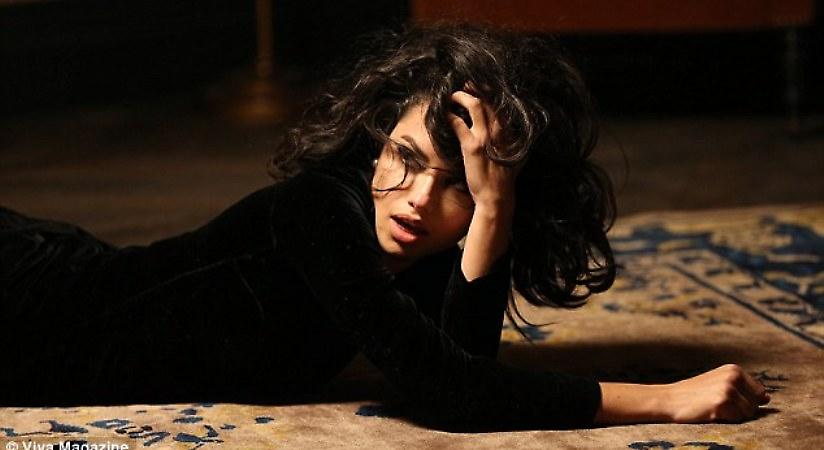 Πιο σέξι η Αντριάνα Λίμα, πεθαίνεις… (pics/vid)