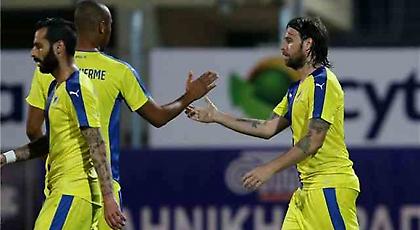 Μόνος πρώτος με Καβενάγκι