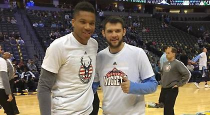 Giannis και «Παπ» παρέα με Έλληνες στο Μιλγουόκι (pic)