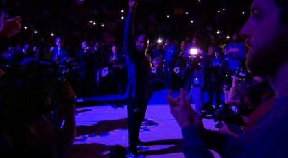 Ανατριχίλα για Κόμπι (video)