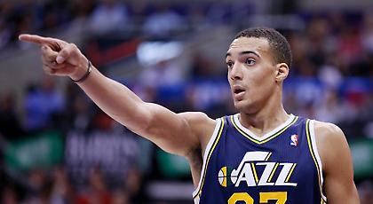 Πλήγμα με Γκομπέρ για Τζαζ