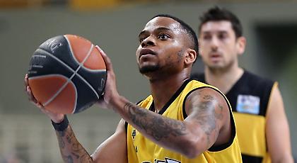 Όλα τούμπα με Κούπερ: Μάλλον μένει στην ΑΕΚ!