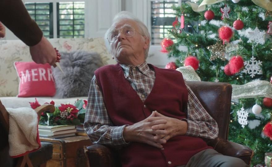 Η χριστουγεννιάτικη διαφήμιση του PornHub θα σας… συγκινήσει