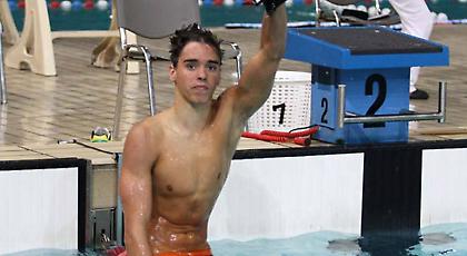 Συνεχίζει τα πανελλήνια ρεκόρ ο Βαζαίος