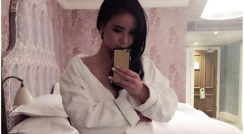 Η κόρη του αφεντικού της Βαλένθια είναι πολύ σέξι!