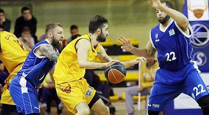 Τρίτωσε το καλό